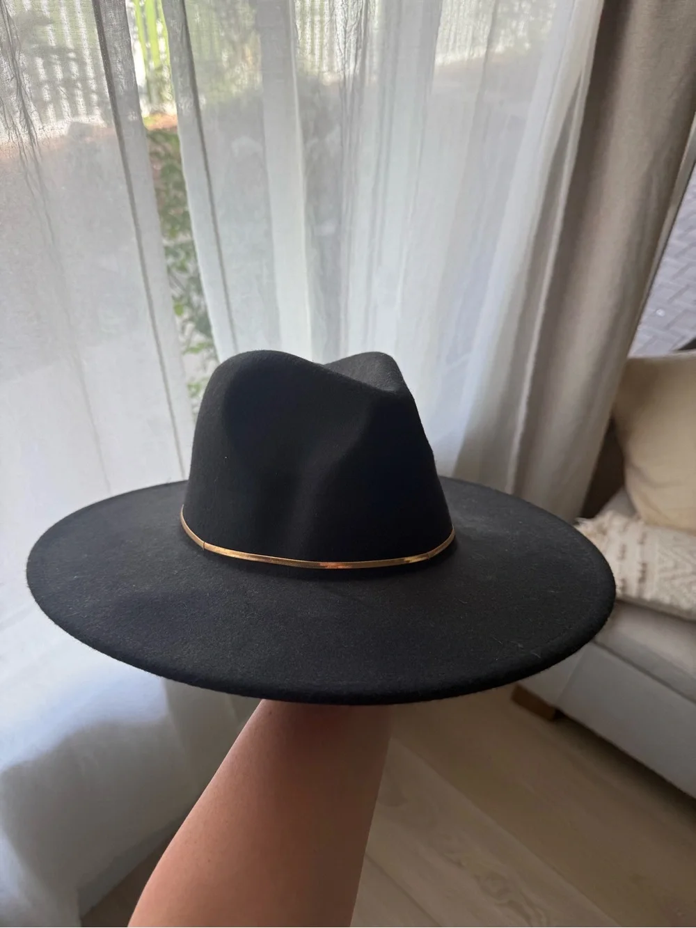 Windsor Black Felt Wide-Brim Hat with Gold Accent Band